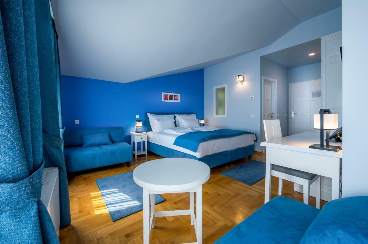 Hotell Domino 4*