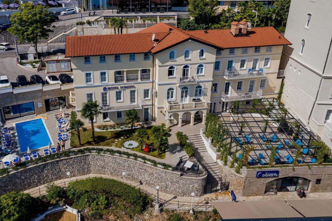 Domino Hotell 4*